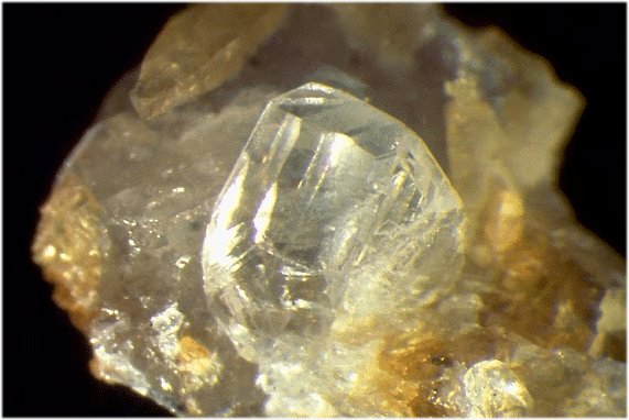 Large Hydroxylherderite Image