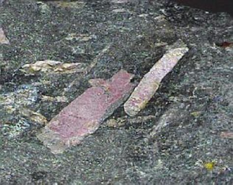 Large Murmanite Image