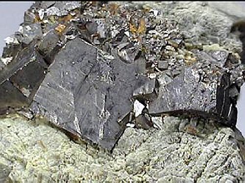 Large Cobaltite Image