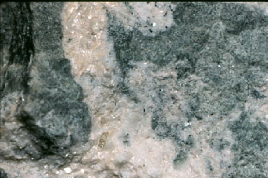 Large Lalondeite Image