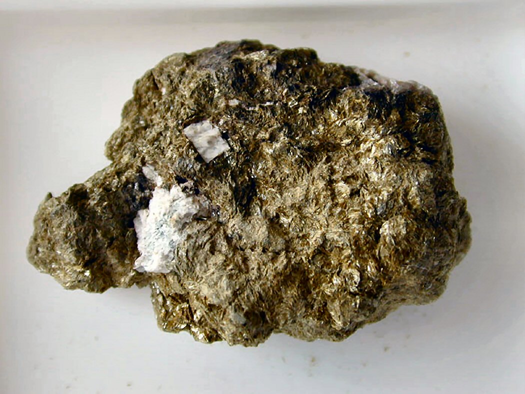Large Magnesioastrophyllite Image
