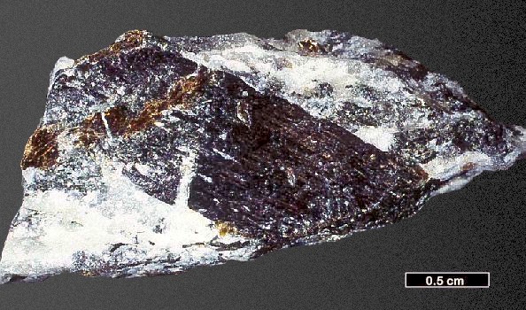 Large Aenigmatite Image