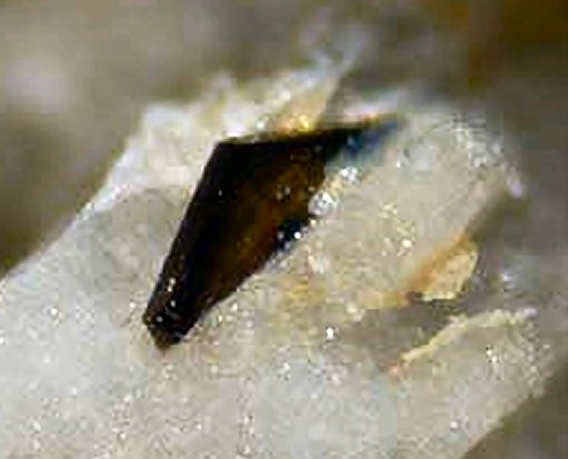 Large Zirconolite-3T Image